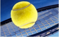 Piłka i paletka tenisowa
